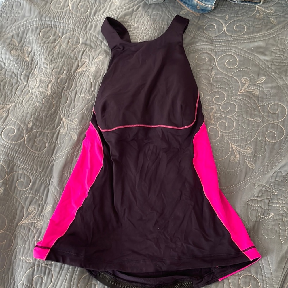 Lululemon high neck exercise top